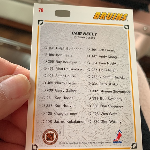 Boston bruins 1991/92 team. Upper deck. New pkg  23 cards - Picture 2 of 5